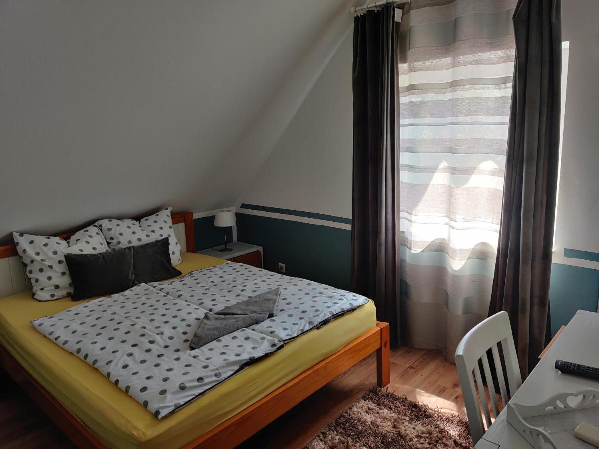 Villa Itália Guest House Siófok Extérieur photo