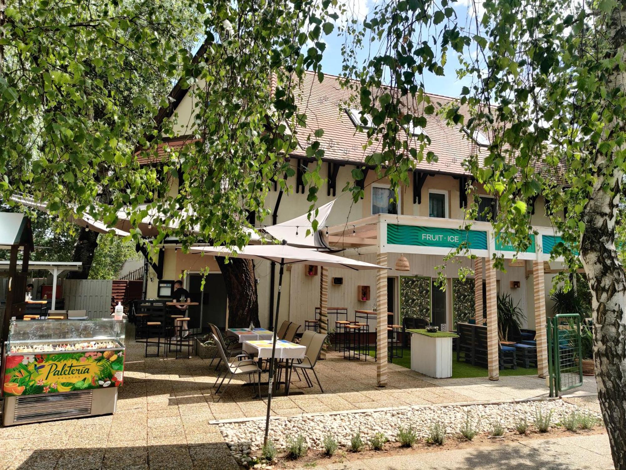 Villa Itália Guest House Siófok Extérieur photo